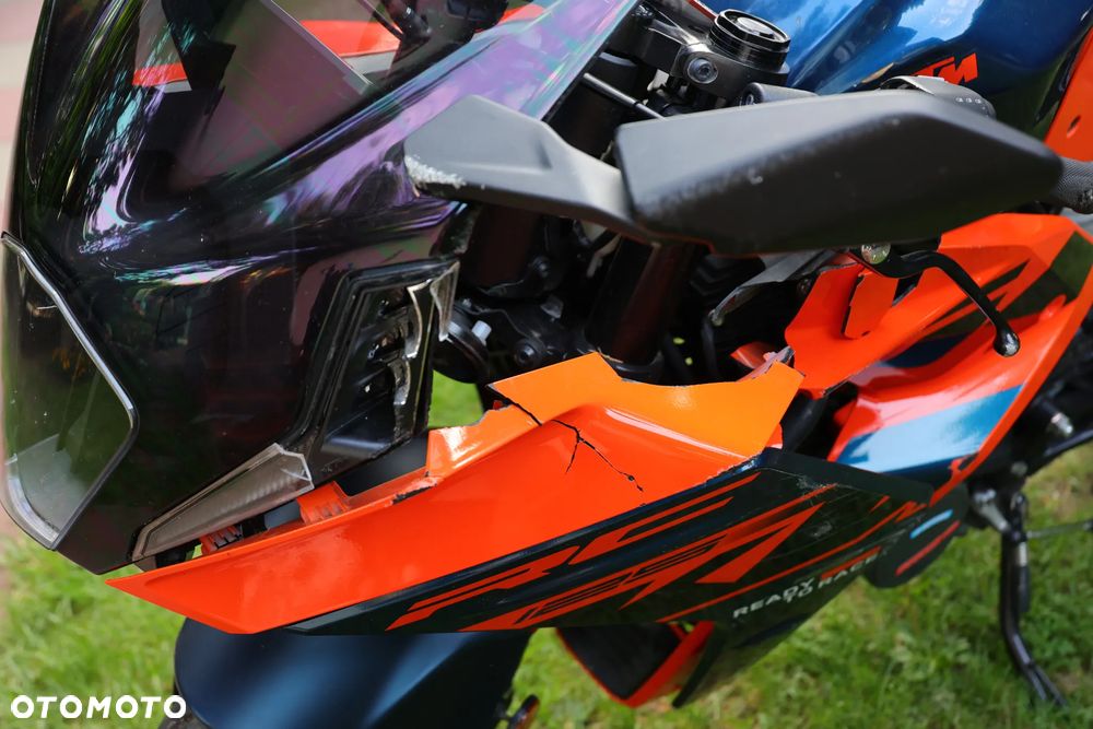 KTM RC 125 - 6