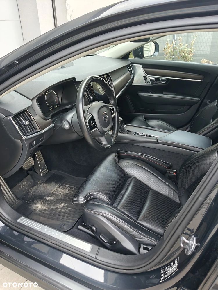 Volvo V90 D5 SCR AWD Momentum Pro - 14