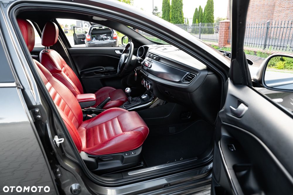 Alfa Romeo Giulietta 1.4 TB MultiAir Distinctive - 23