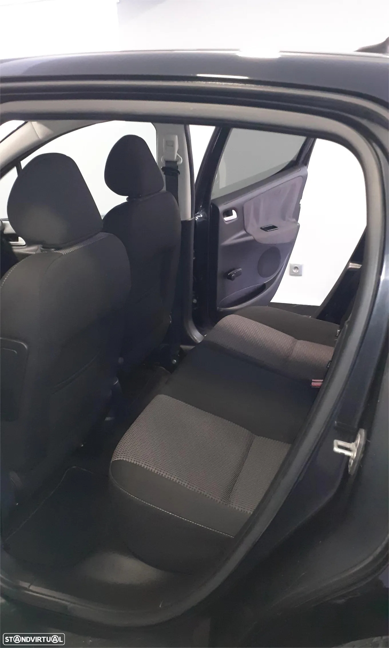 Peugeot 207 1.4 HDi Sport - 9
