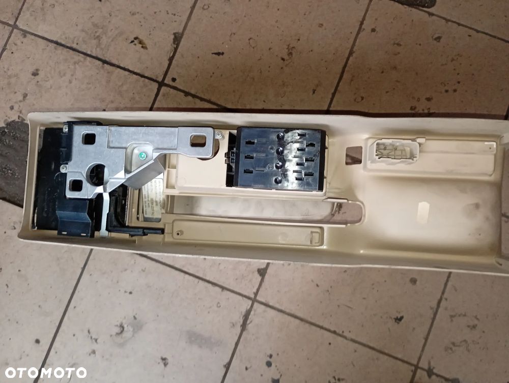 VW Passat B5 podlokietnik skora bananowa - 6