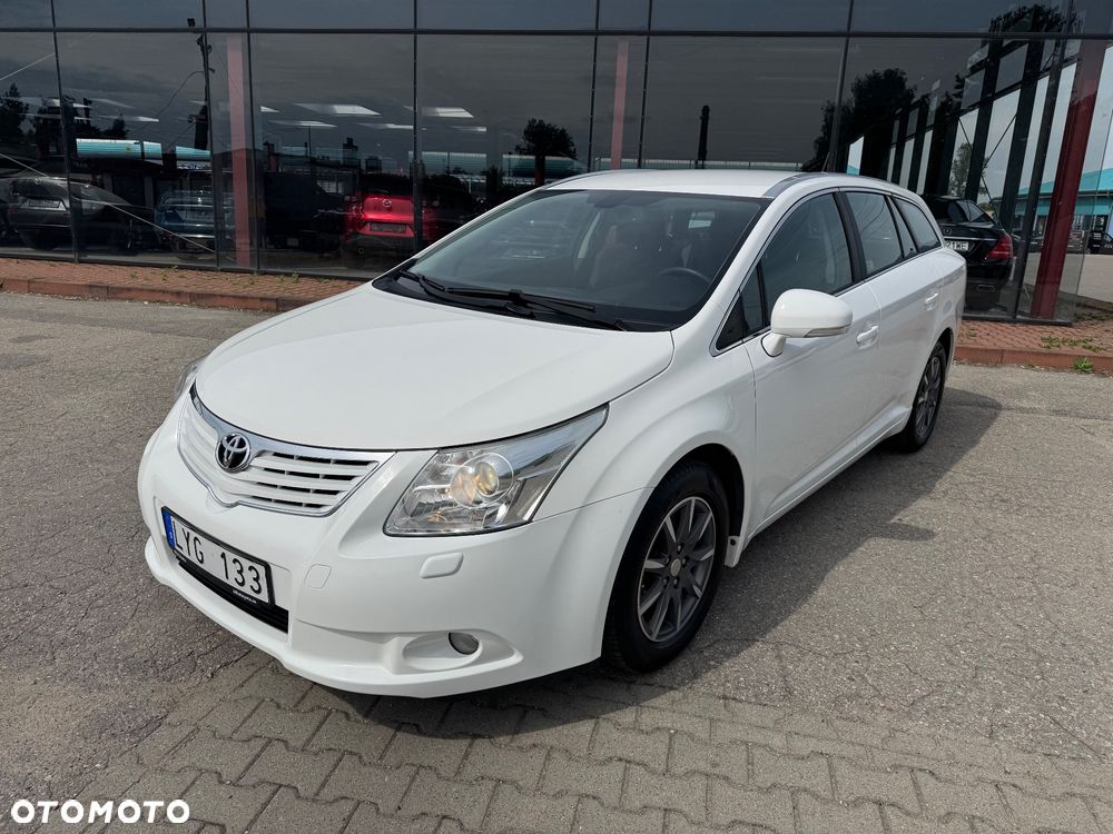 Toyota Avensis 1.8 Luna - 4