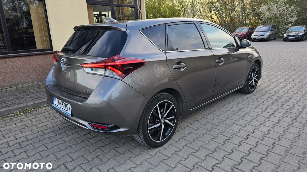 Toyota Auris - 4