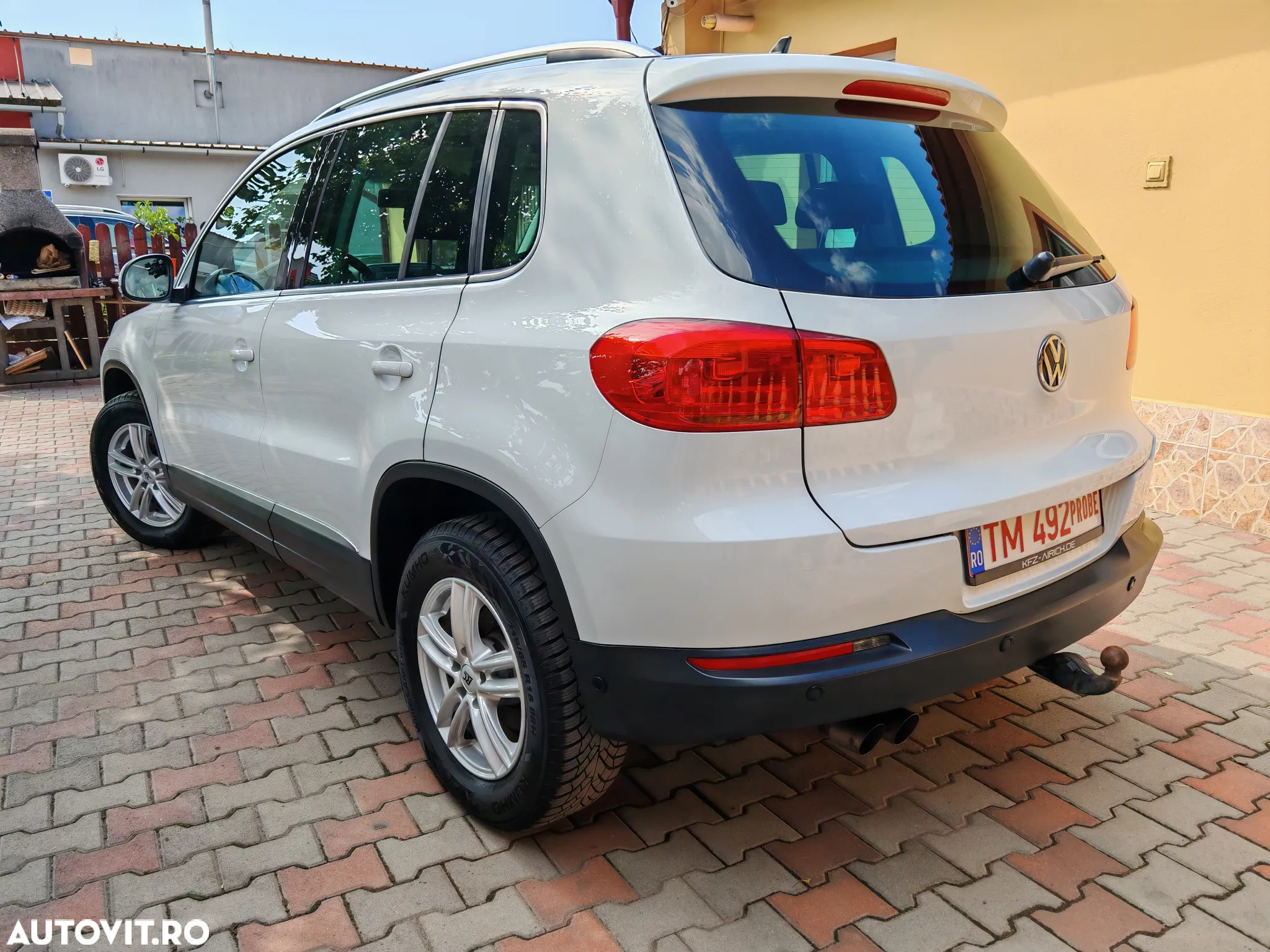 Volkswagen Tiguan 2.0 TDI DPF 4Motion BlueMotion Technology Sport & Style - 10