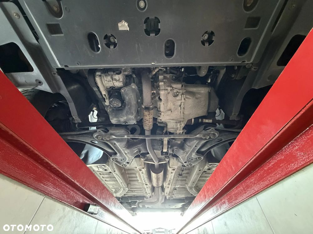 Peugeot 2008 82 VTI Acess - 30