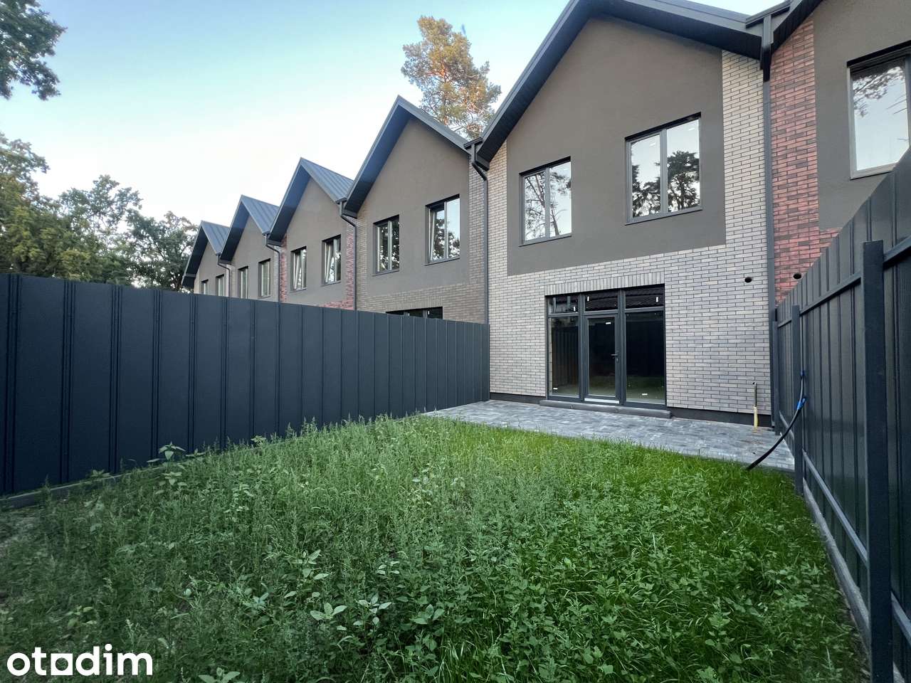 Таунхаус 100 м² із власною ділянкою та комунікаціями - Повне зображення: 2/16