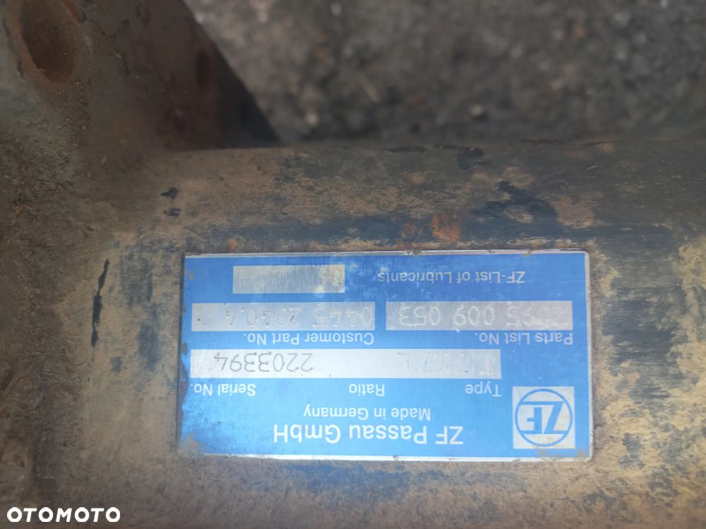 Obudowa skrzyni ,mostu sprzęgła same deutz,ZF, T-7224L,2095 419 039A,2095 4600 27B,00849795/50,26931100,T 7117L,269.3110.0 LASER,EXPLORER,TITAN,ANTARES,SILVER,LAMBORGHINI,HURLIMANN - 9
