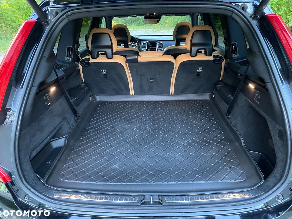 Volvo XC 90 T6 AWD Momentum 7os - 25