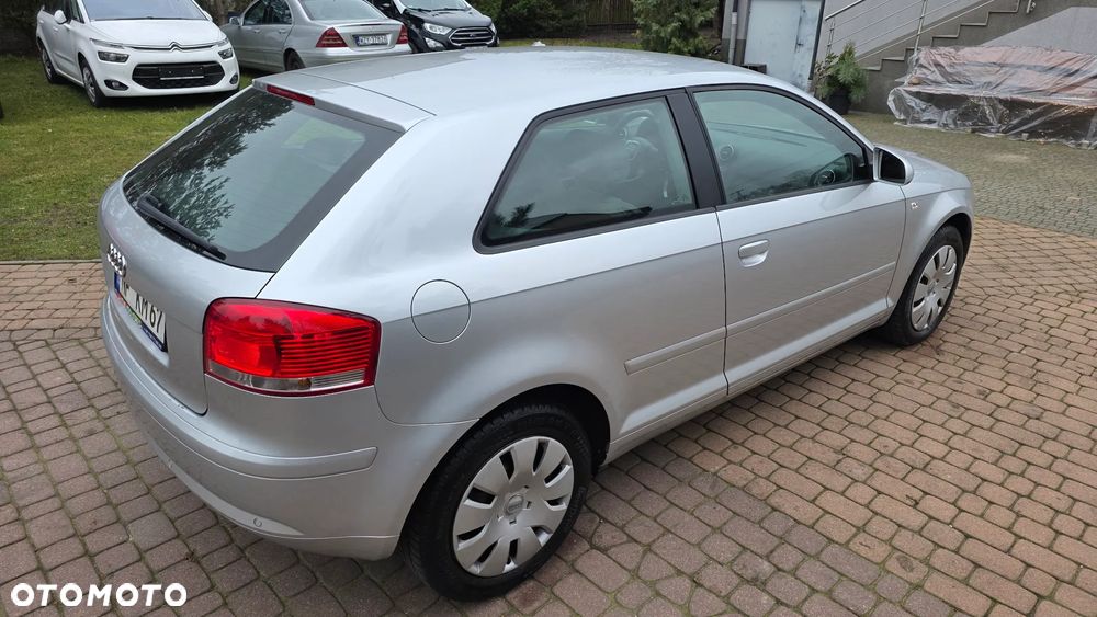 Audi A3 3-drzwiowe 1.6 Attraction - 15