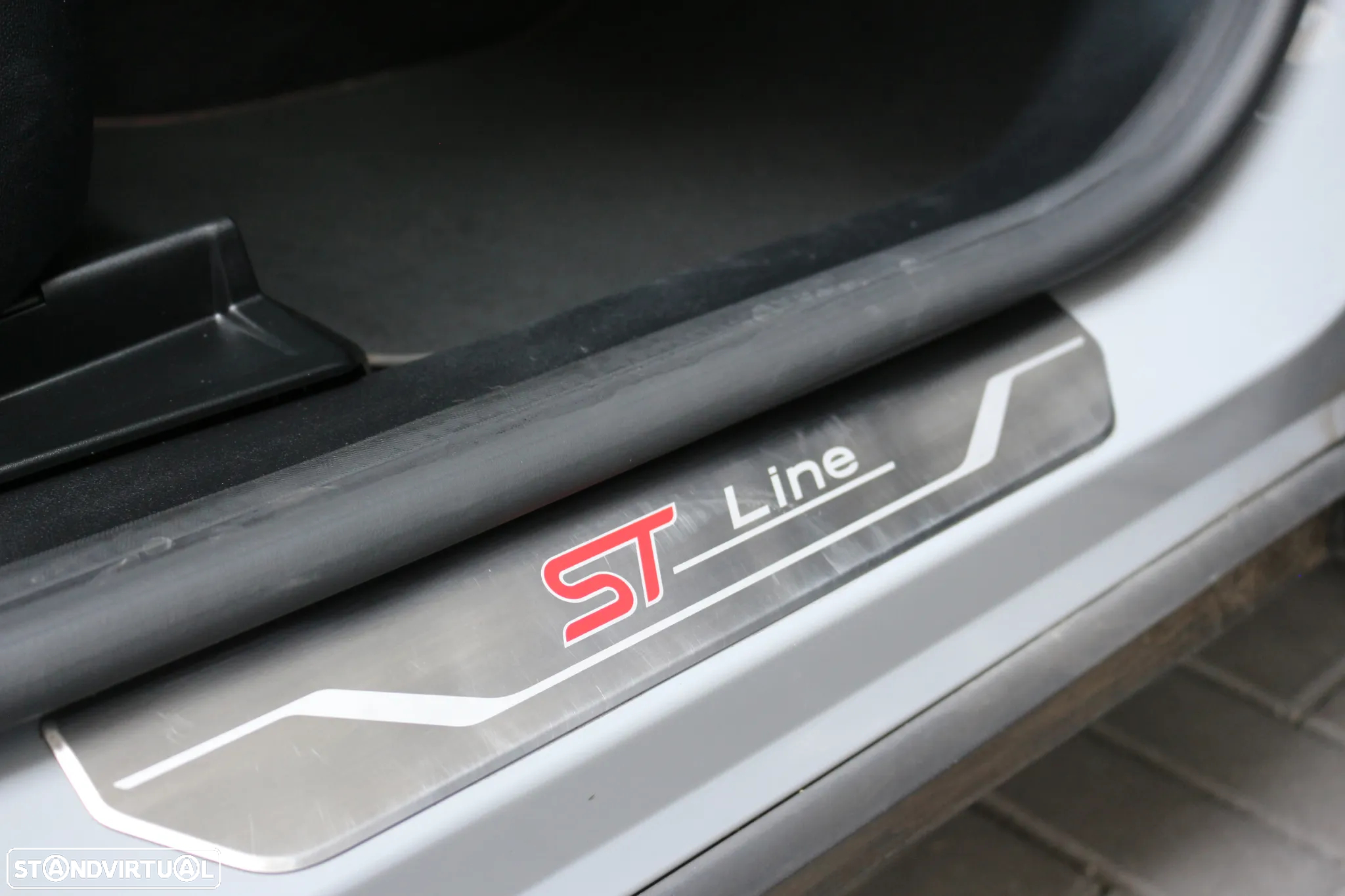 Ford Puma 1.0 EcoBoost Hybrid ST-LINE DESIGN - 37
