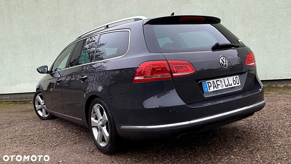 Volkswagen Passat 2.0 TDI BlueMotion Technology Exclusive - 15