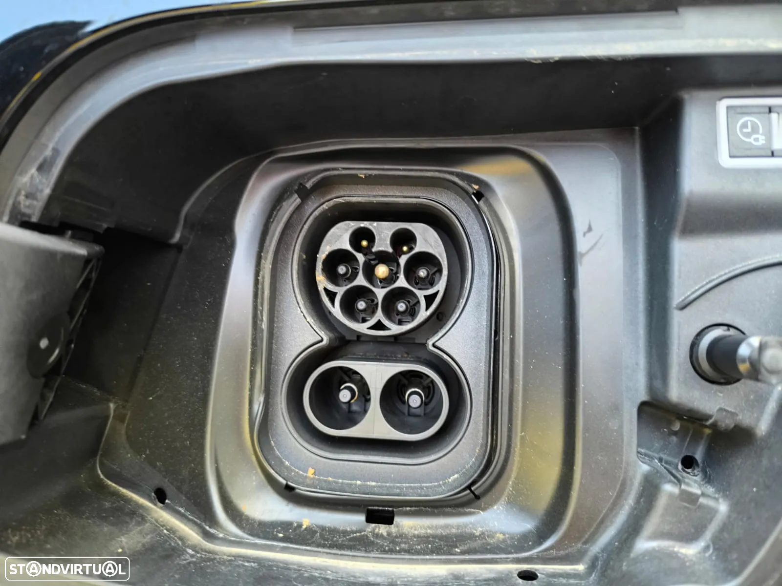Peugeot e-2008 50 kWh Active Pack - 19