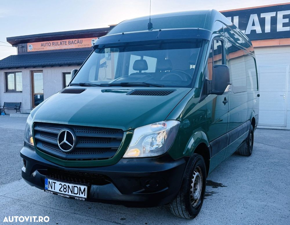 Mercedes-Benz Sprinter - 2