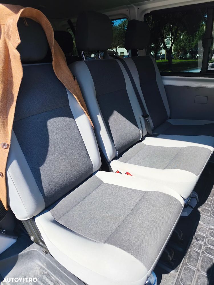 Volkswagen Transporter - 4