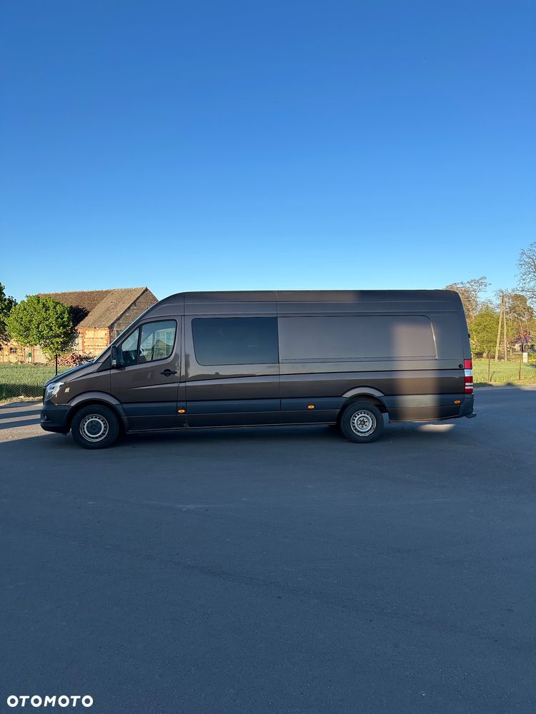 Mercedes-Benz Sprinter - 2