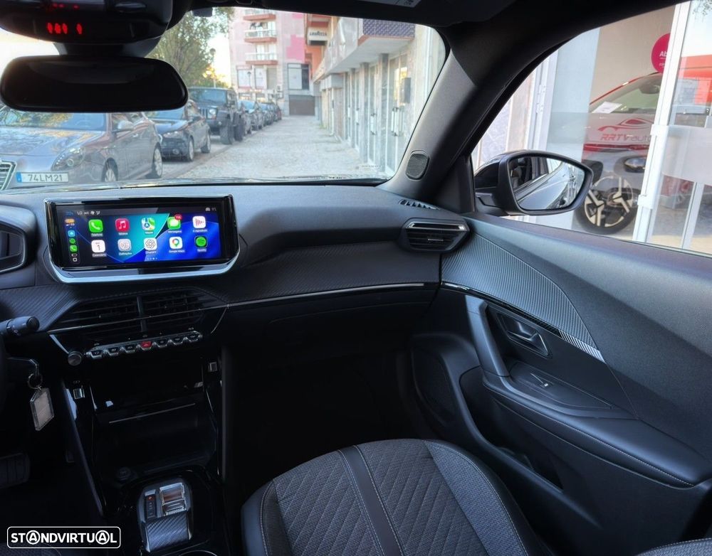 Peugeot 2008 1.2 Hybrid Allure e-DCS6 - 19