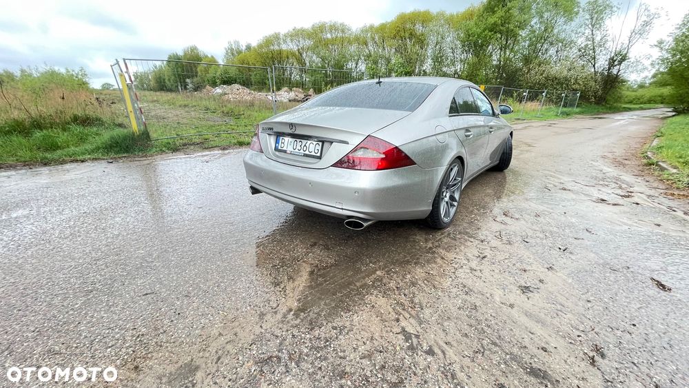 Mercedes-Benz CLS 500 - 4
