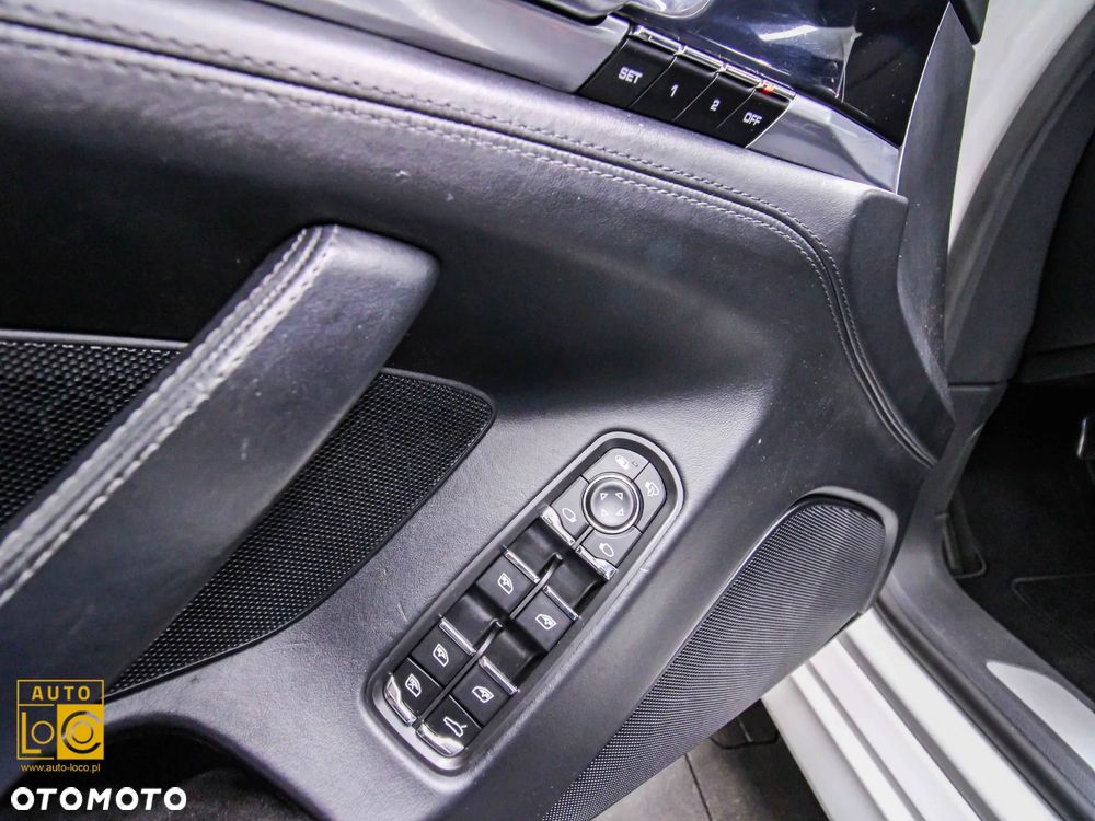 Porsche Panamera Platinum Edition - 28