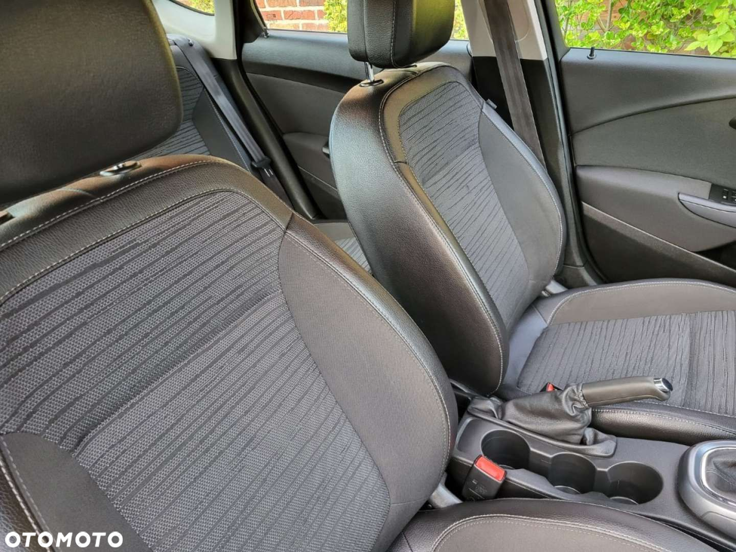 Opel Astra - 28