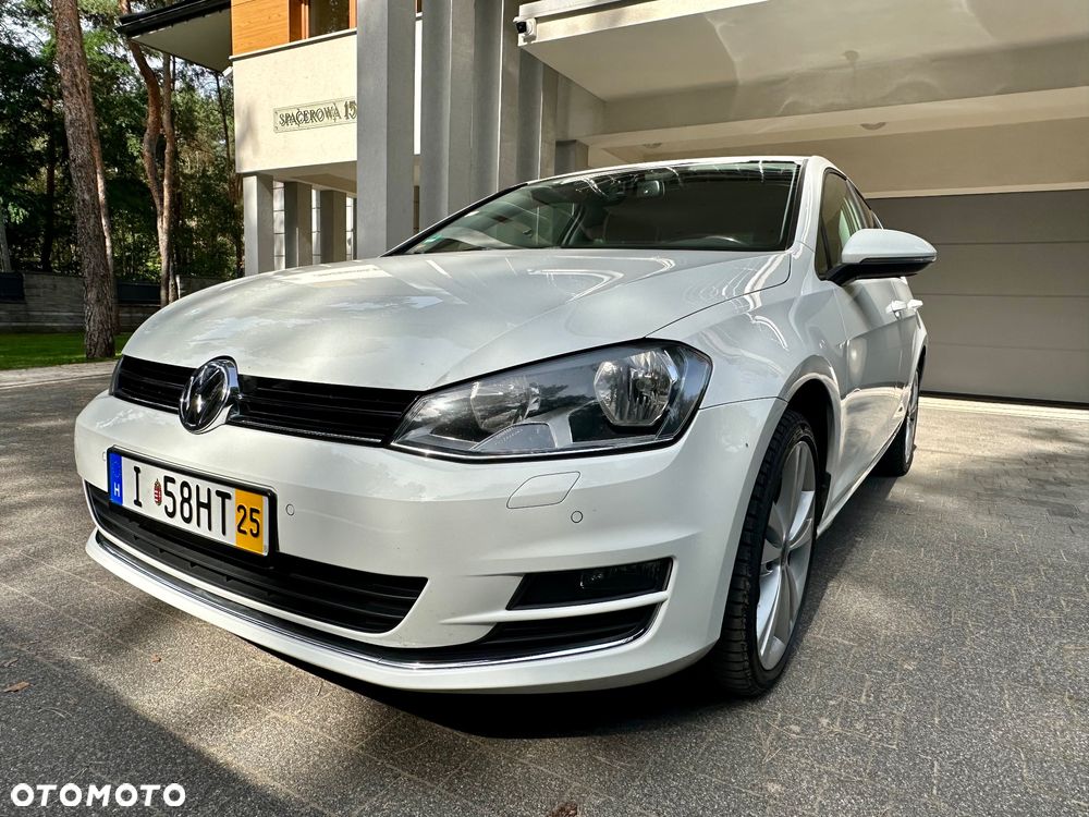 Volkswagen Golf 2.0 TDI SCR Life - 16