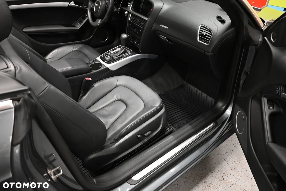 Audi A5 Cabrio 2.0 TFSI quattro S tronic - 12