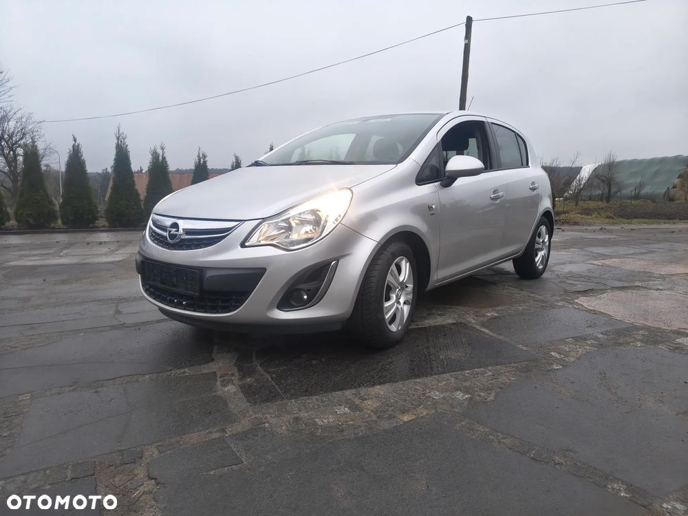 Opel Corsa 1.4 16V Satellite - 1