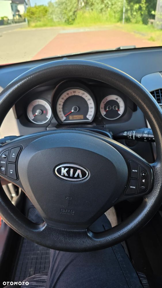 Kia Ceed 2.0 crdi Optimum + - 10