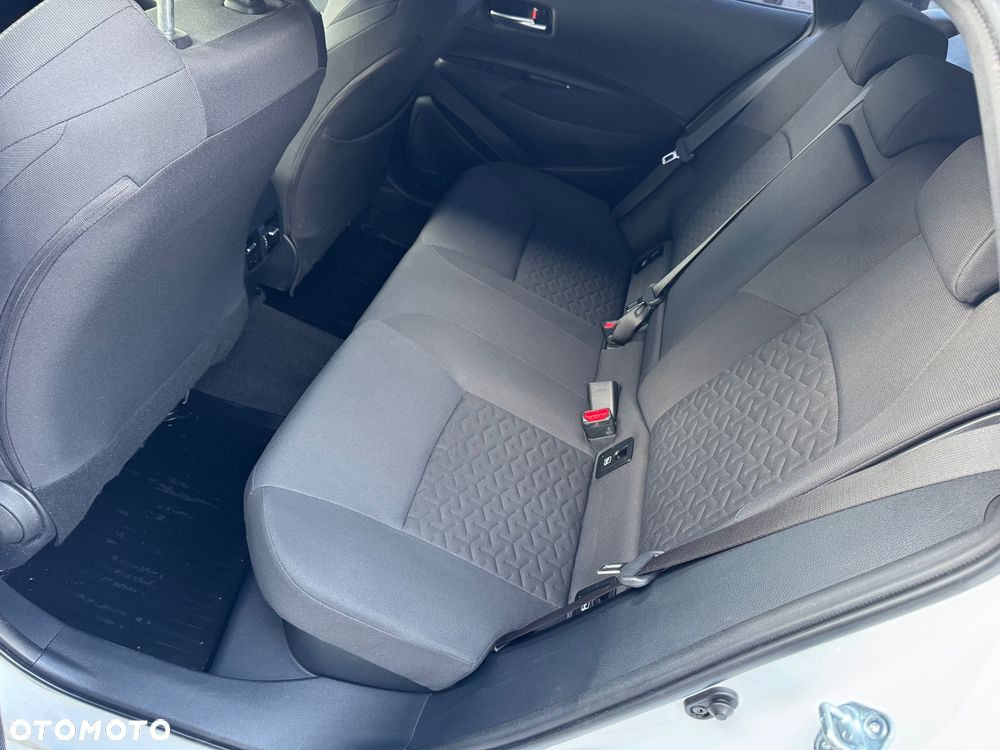 Toyota Corolla 2.0 Lounge - 25