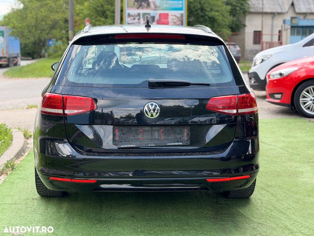 Volkswagen Passat - 14