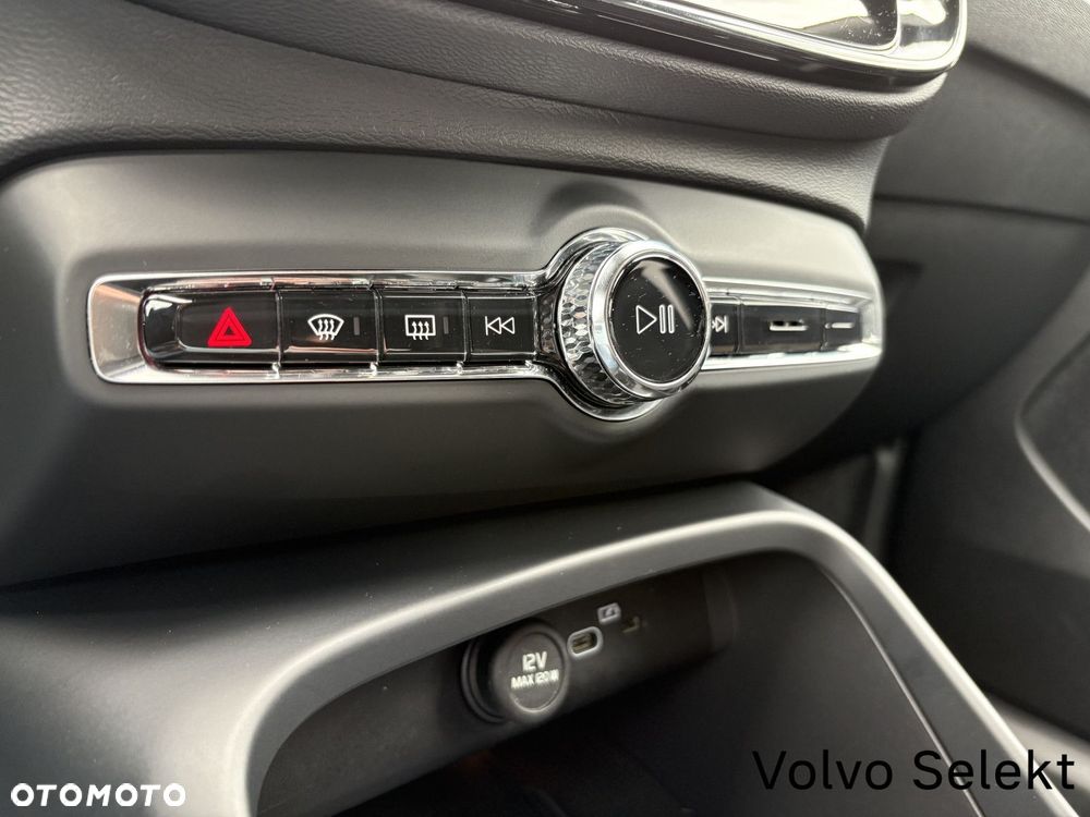 Volvo XC 40 - 16