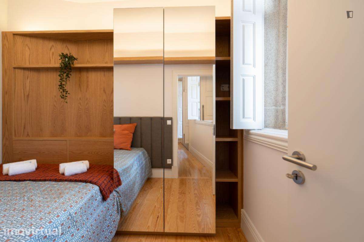 Apartamento com 1 quartos - localizado em Santo Ildefonso Porto - Grande imagem: 3/34