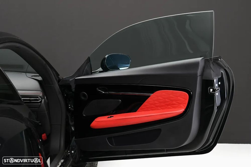 Aston Martin DB12 Coupé V8 - 14