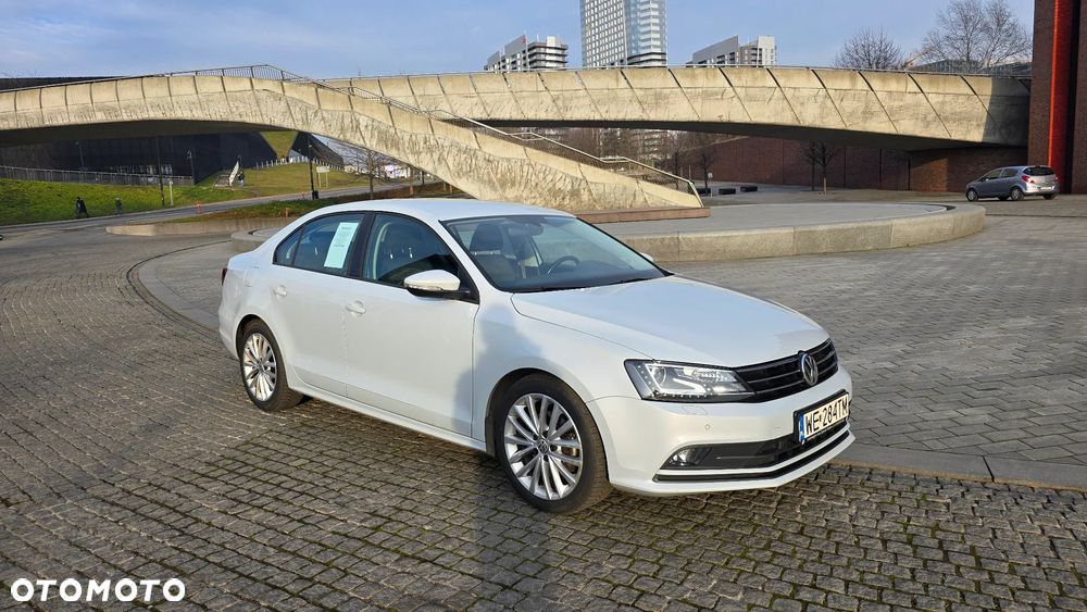 Volkswagen Jetta 1.4 TSI BMT Highline - 7
