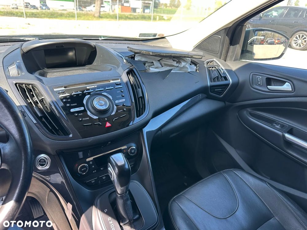 Ford Kuga - 11