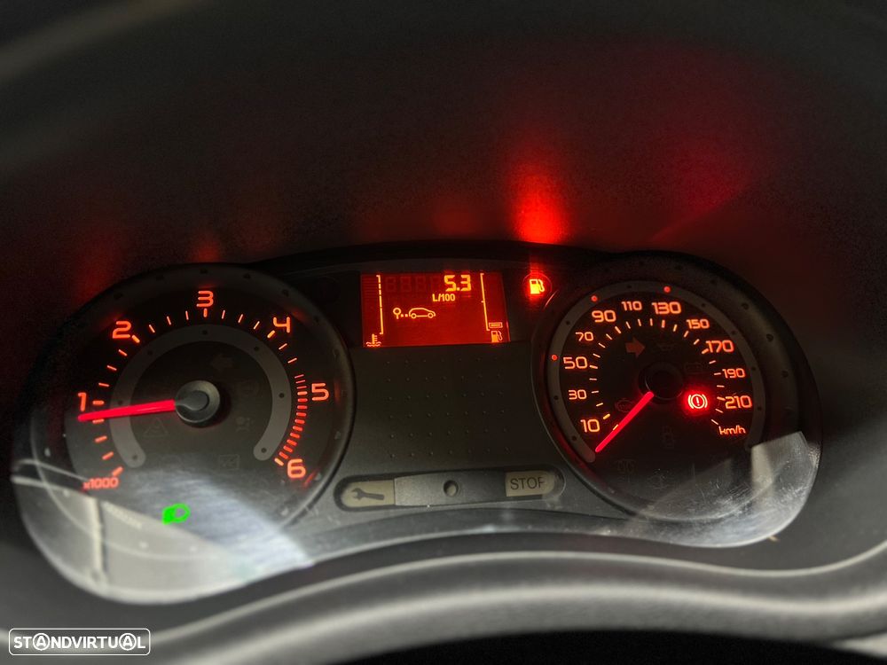 Renault Clio 1.5 dCi Confort - 13