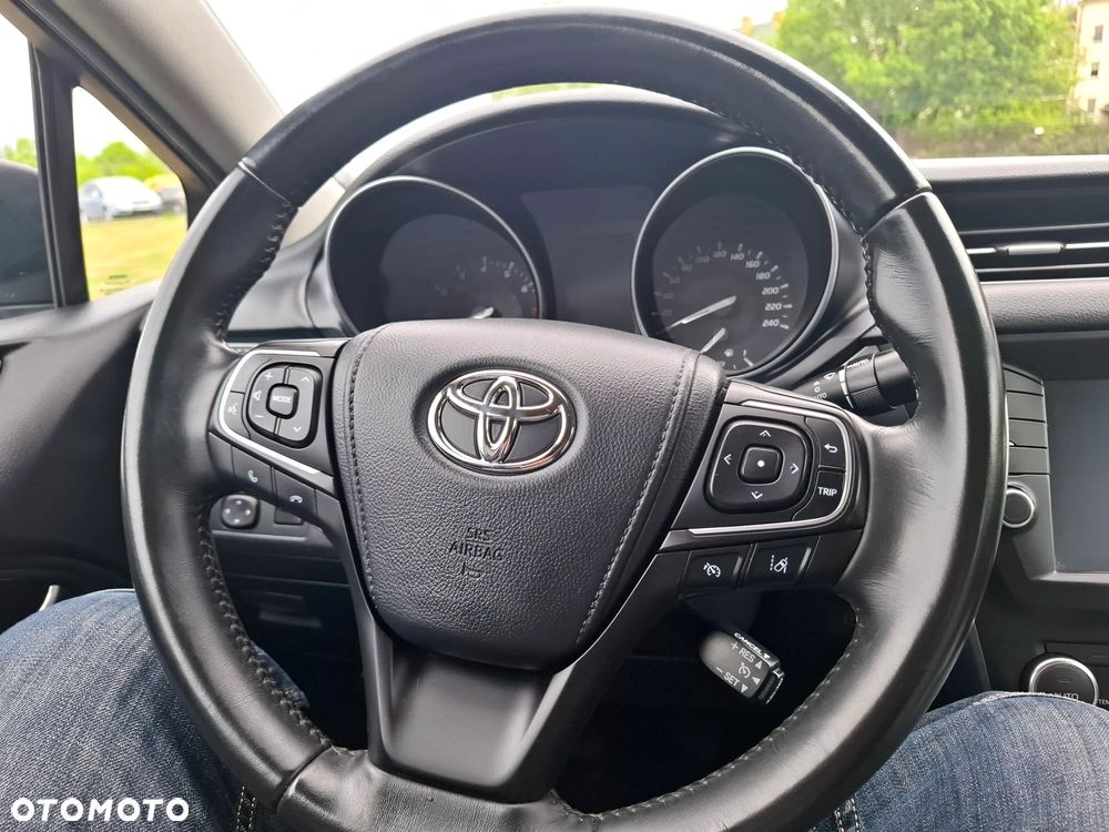Toyota Avensis 1.8 Selection - 23