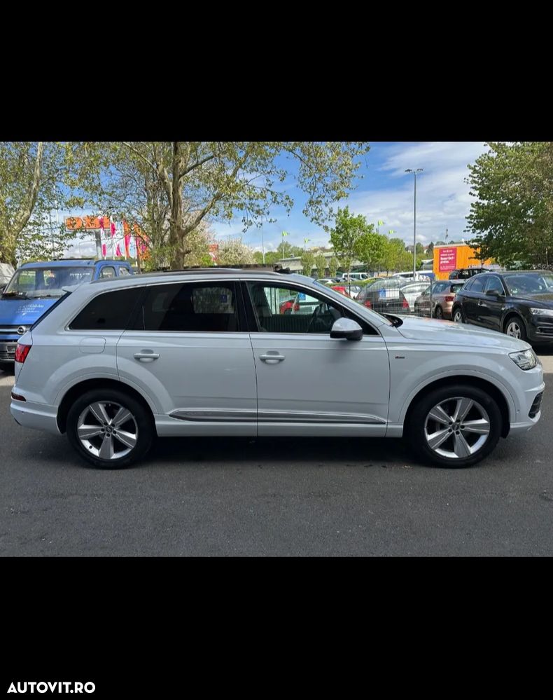 Audi Q7 3.0 50 TDI quattro Tiptronic - 4