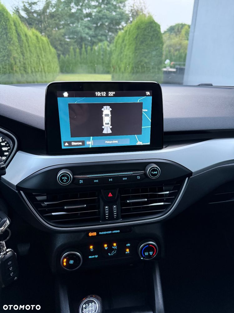 Ford Focus Turnier 1.5 EcoBlue Start-Stopp-System TREND - 19