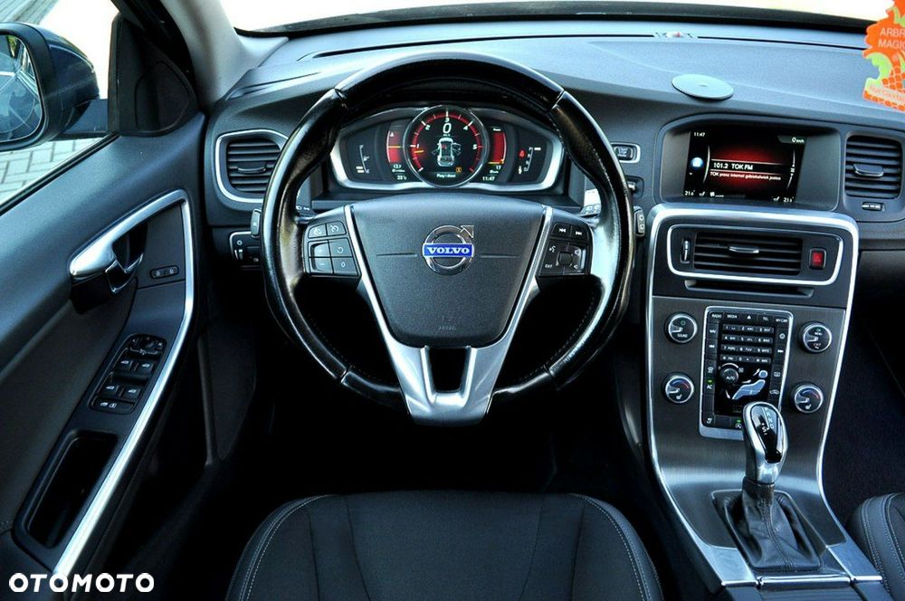 Volvo V60 D3 Geartronic Business Edition - 6