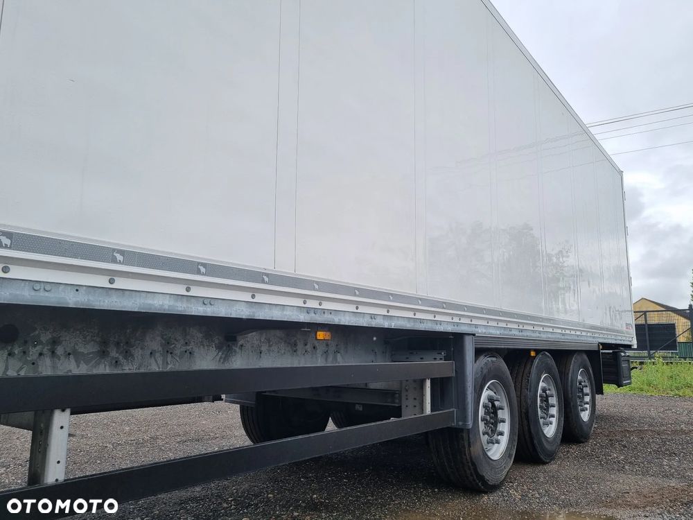 Schmitz Cargobull SCB*S3B - 16