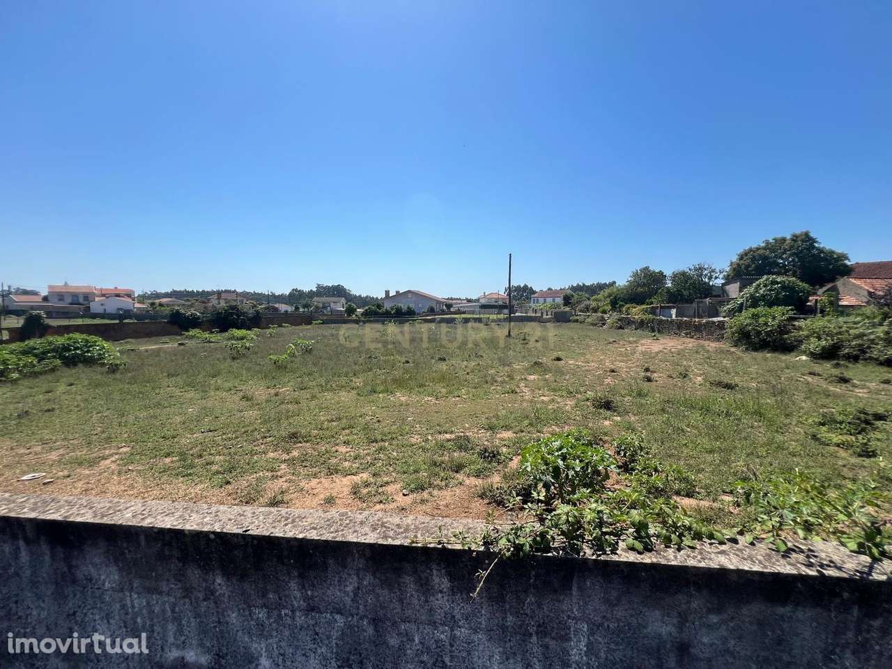 Oportunidade -Terreno Urbano em Arada (Ovar) com 2400 m2 - Grande imagem: 5/8