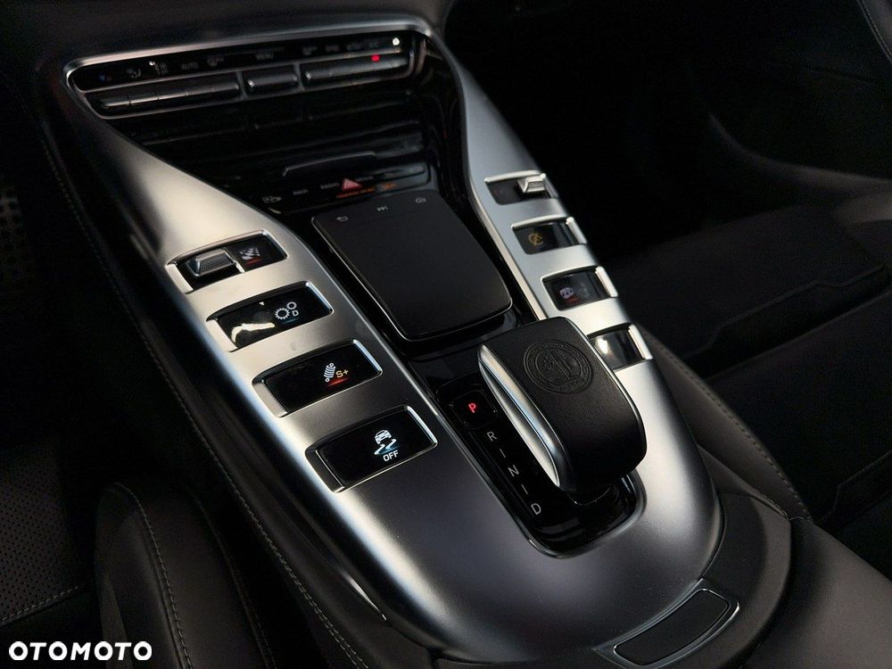 Mercedes-Benz AMG GT - 35