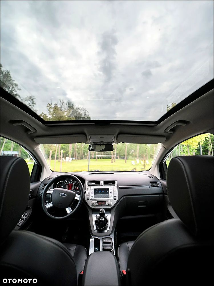 Ford Kuga - 17