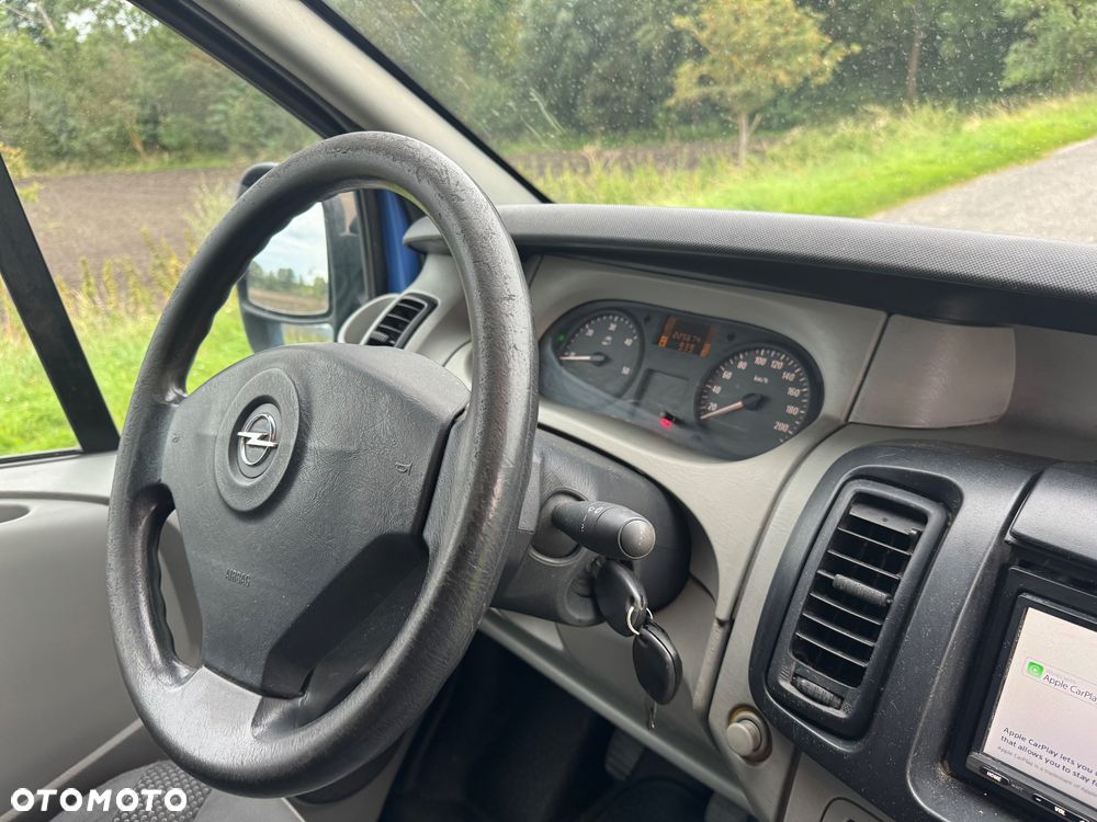 Opel Vivaro - 20