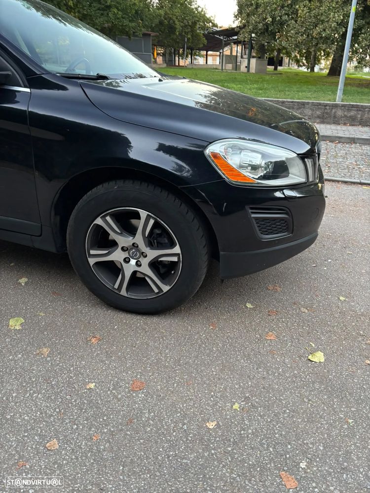 Volvo XC 60 2.0 D3 Drive - 4