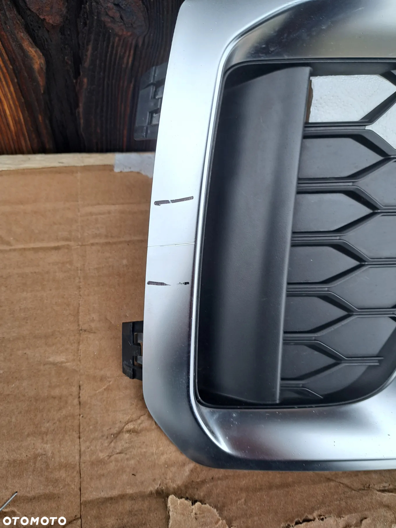 Prawa kratka Audi A4 A-4 B9 Lift S-Line 8W0807682AM - 3