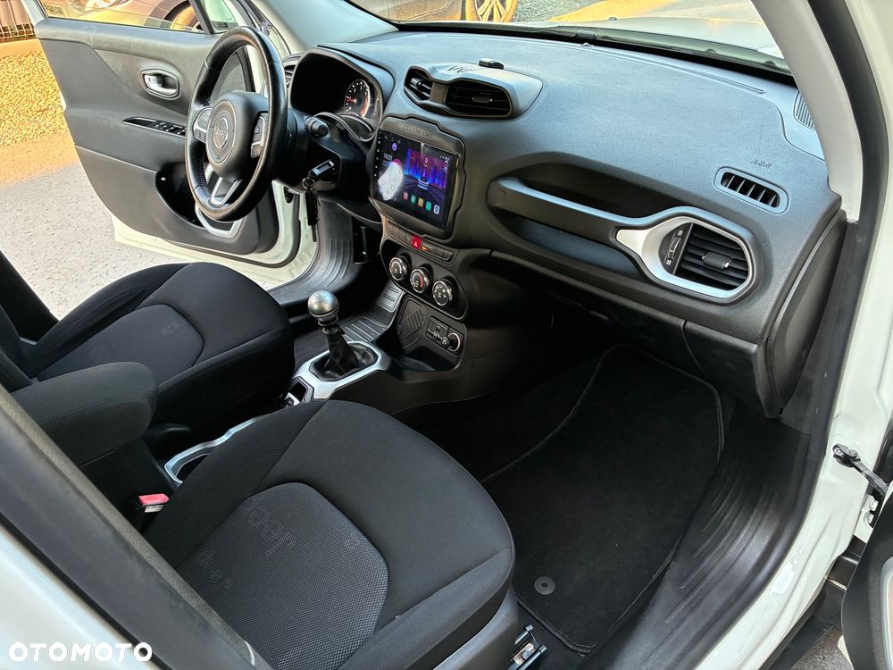 Jeep Renegade - 21