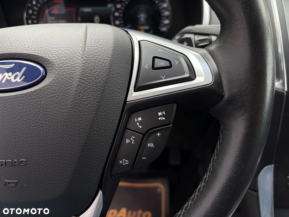Ford S-Max 2.0 TDCi Titanium PowerShift - 25