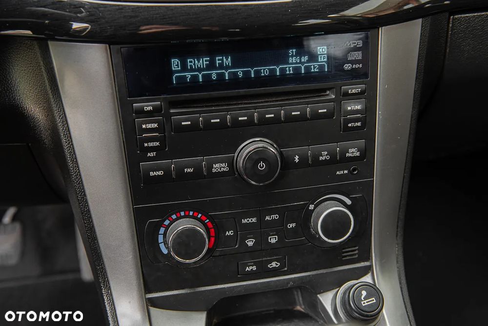 Chevrolet Captiva 2.4 AWD LT+ - 21