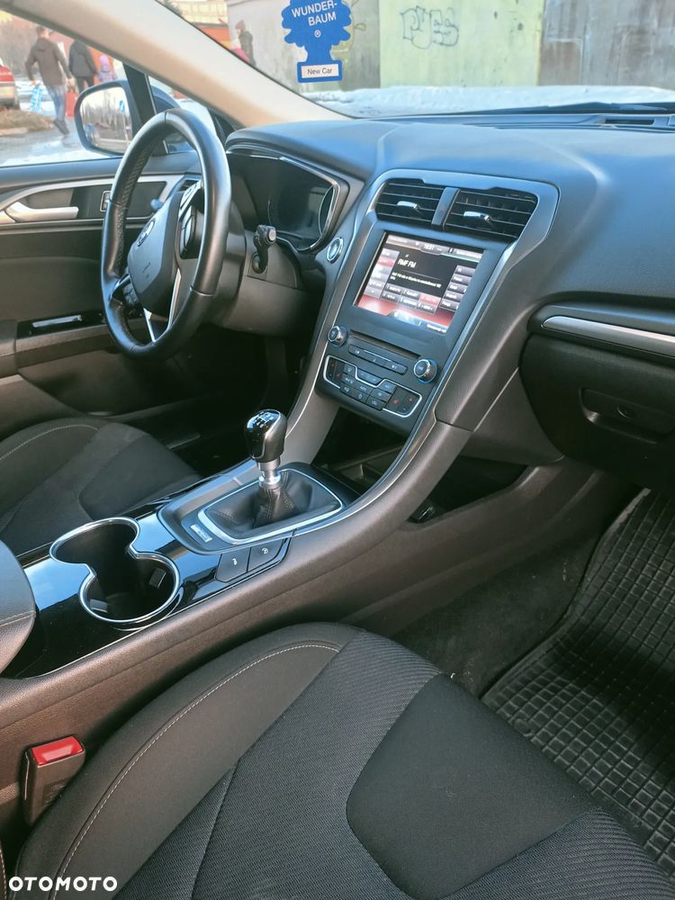 Ford Mondeo 1.5 EcoBoost Titanium - 24